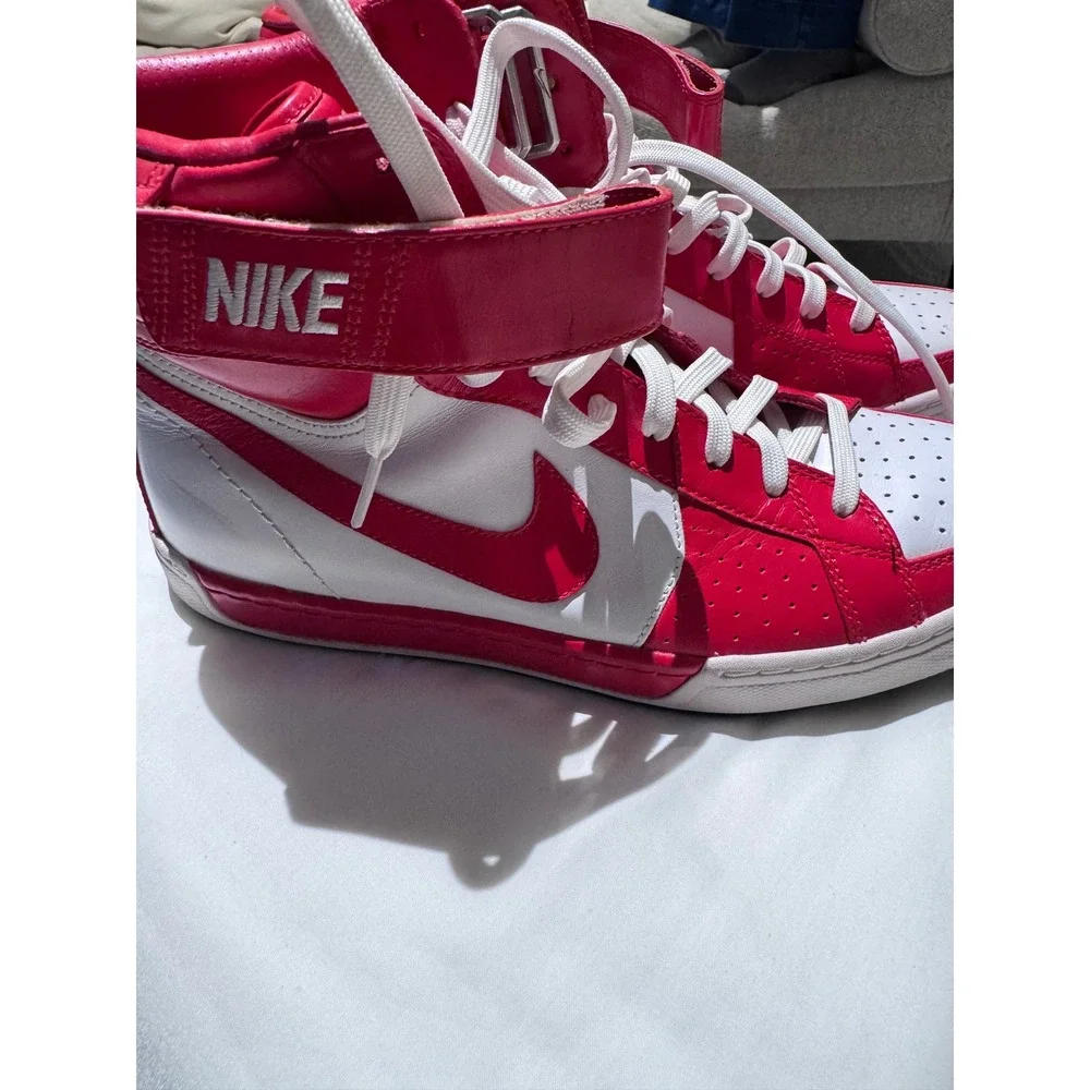 Nike Air Flytop White/Red NWOT Mens Size‎ 9